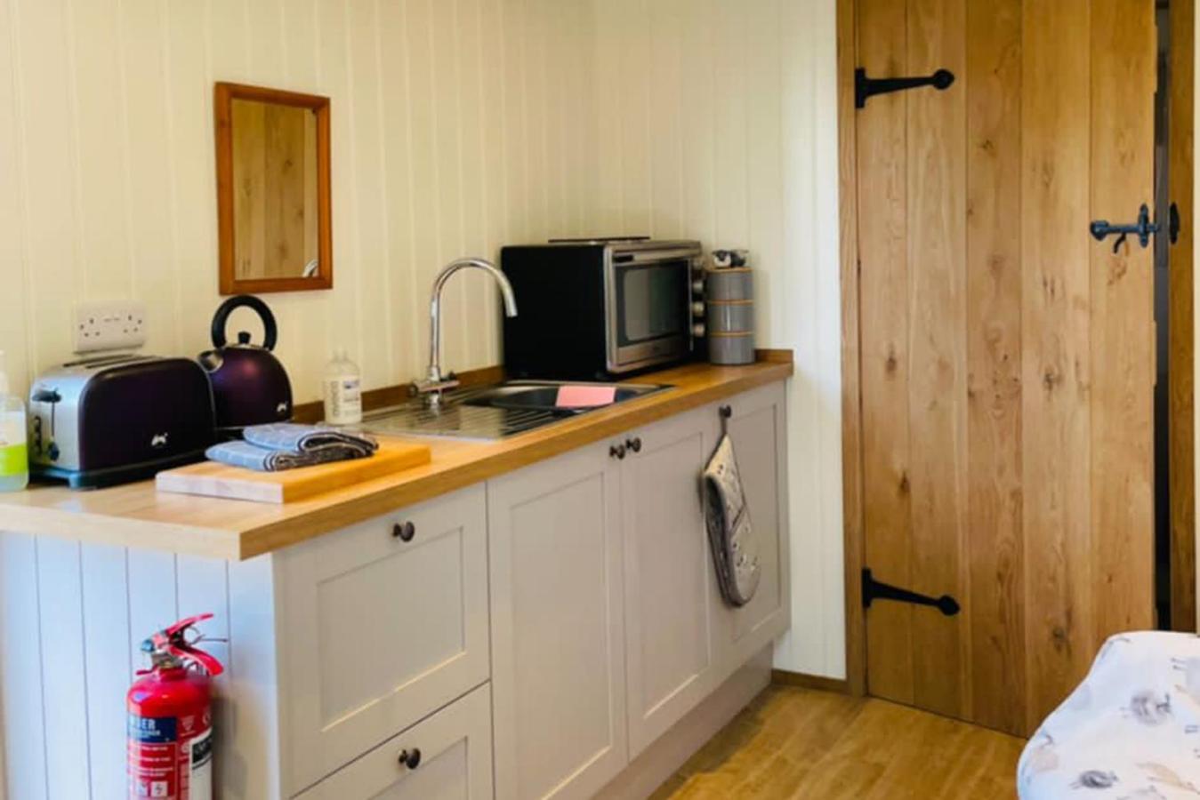 Shepherds Hut, West Ayton, 스카버러 외부 사진
